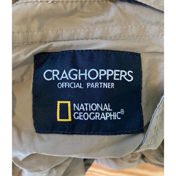 Craghoppers Zip Pocket Shorts Size 32 Men’s Khaki - Picture 4 of 10